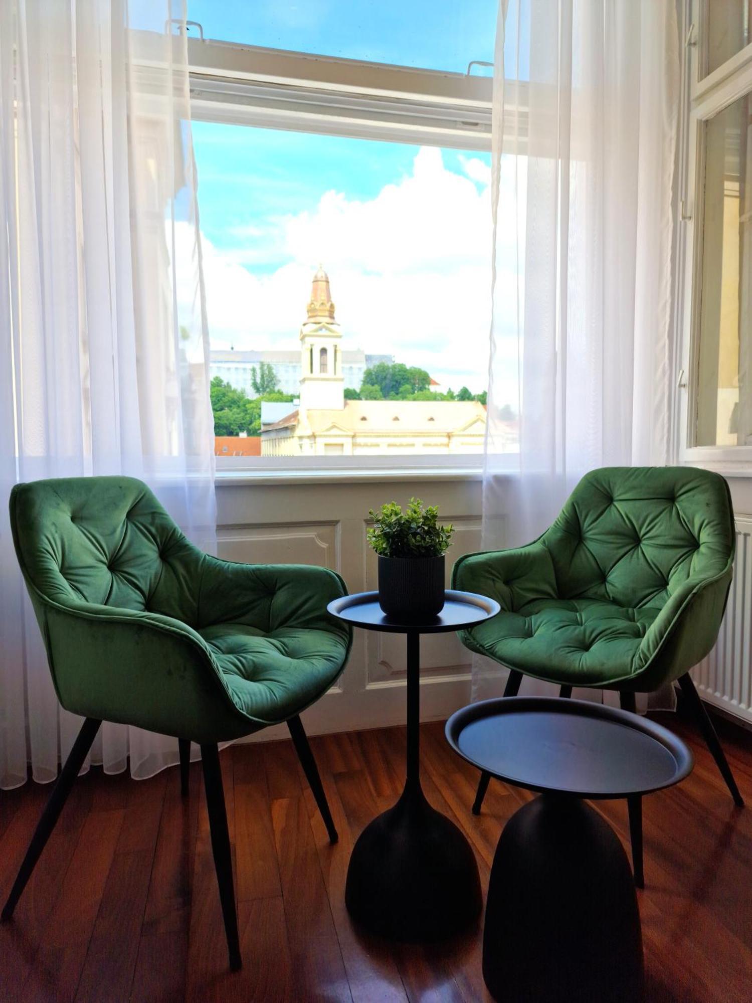 Apartment Exclusive View Cvjetni Trg Загреб Екстериор снимка