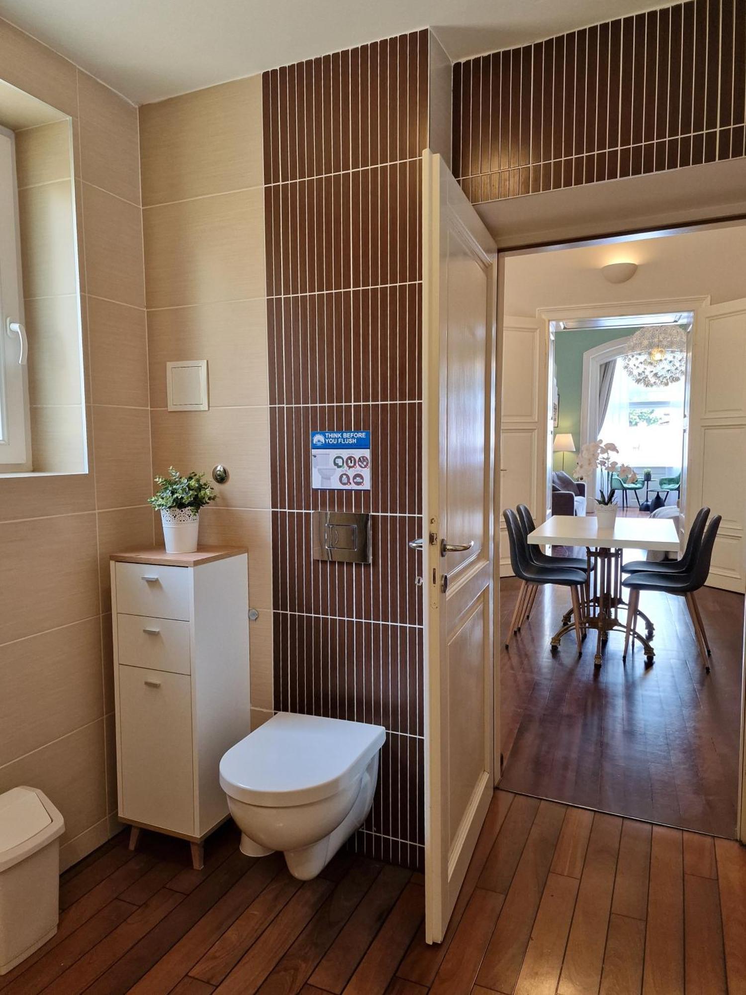 Apartment Exclusive View Cvjetni Trg Загреб Екстериор снимка